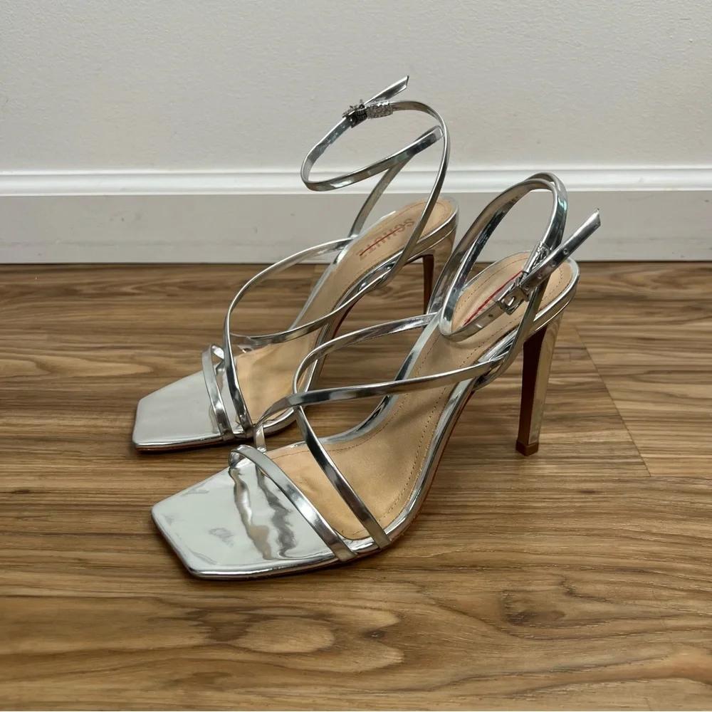 Schutz Bari 101MM Metallic Leather Sandals Size 8B